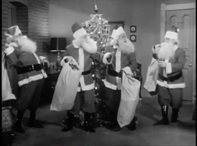 I Love Lucy – Five Santas